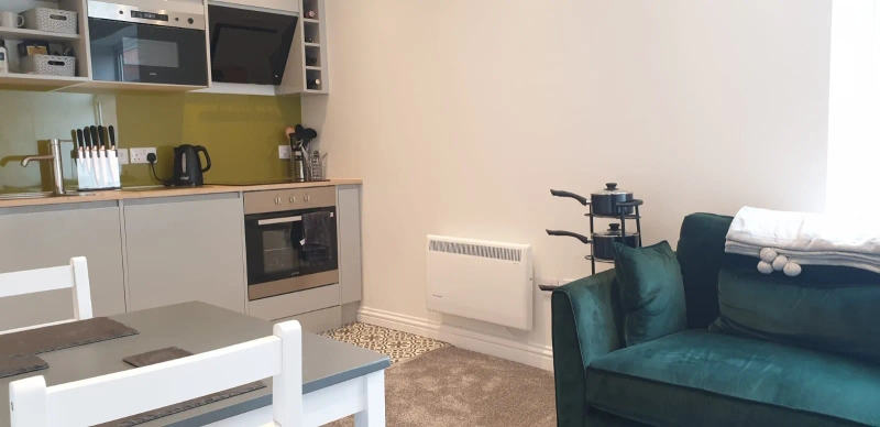 Flat 5, 143 Monks Road, - 1 Bed - Thumbnail 10